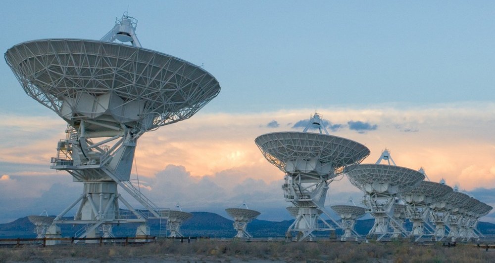 Largest radio telescopes: VLA (Credit: Alex Savello)