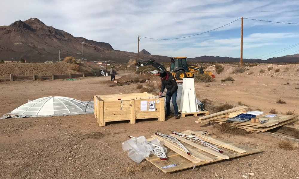 SPIDER 300A installed in New Mexico Tech, close to Very Large Array: unboxing of the radio telescope components