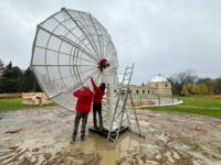SPIDER 500A MarkII radio telescope installed in Planetarium – Silesian Science Park (Poland)